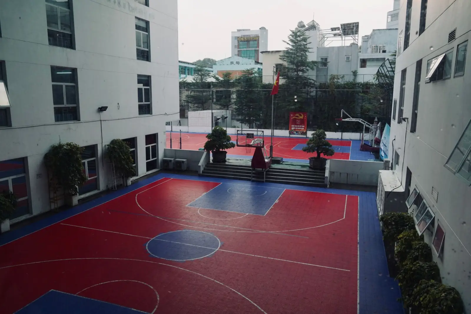 泉州成人纸尿裤生产工艺流程与质量管控要点分析